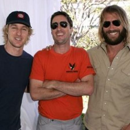 Owen Wilson and his brothers Luke Wilson and Andrew Wilson posed for a picture. 